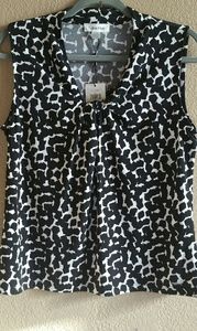 Calvin Klein no sleeve blouse